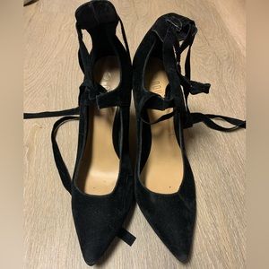 black velvet lace up stilhettos